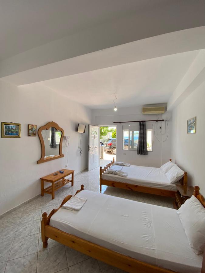 Henardi Apartments Ksamil Esterno foto